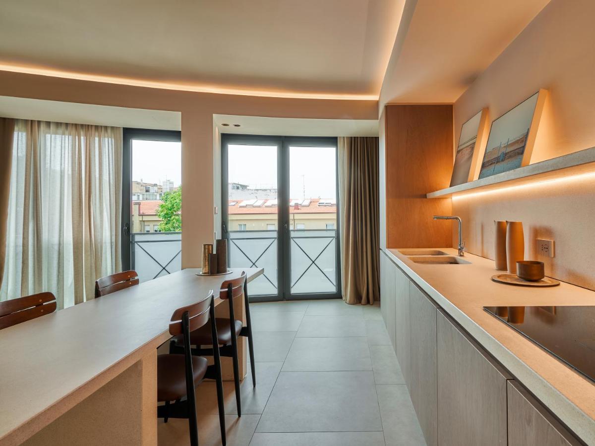 Le Residenze By Victoria Palace Каттолика Экстерьер фото