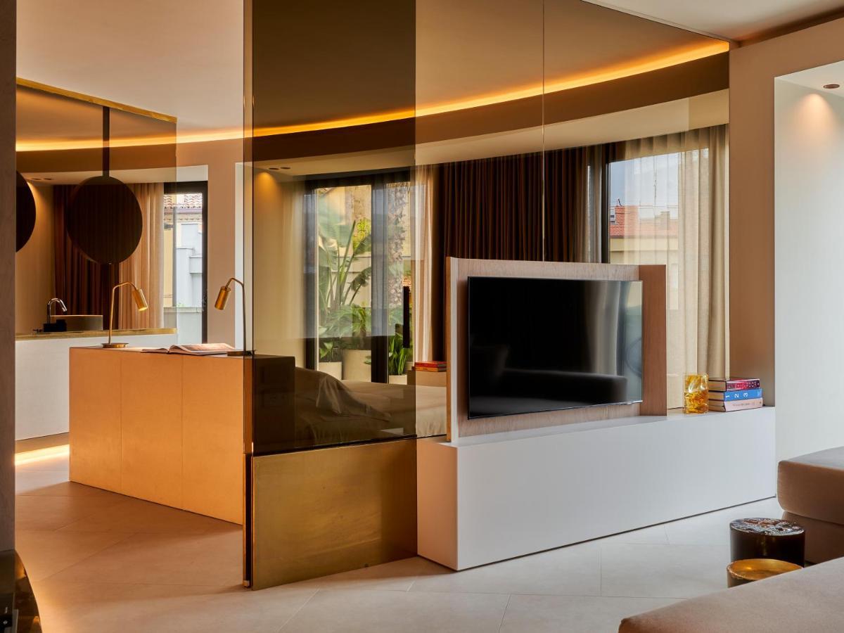 Le Residenze By Victoria Palace Каттолика Экстерьер фото