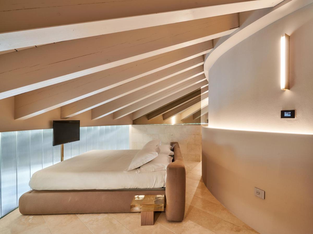 Le Residenze By Victoria Palace Каттолика Экстерьер фото